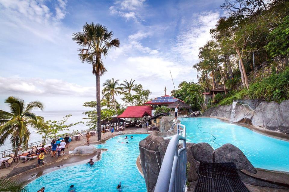 Eagle Point Beach&Dive Resort Mabini  Esterno foto
