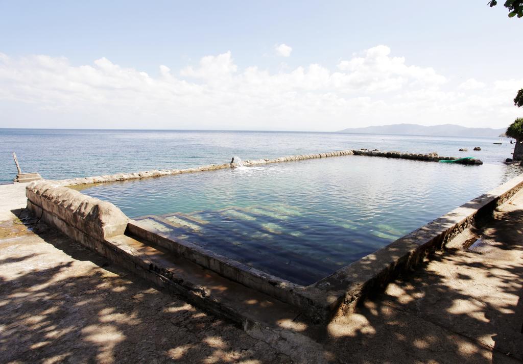 Eagle Point Beach&Dive Resort Mabini  Esterno foto